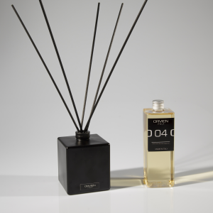 Kit 04 Profumatore per ambiente 500 ml con vaso e rattan